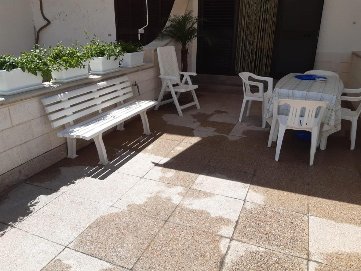 Casa Vacanza Rita Marina Di Pescoluse Luaran gambar