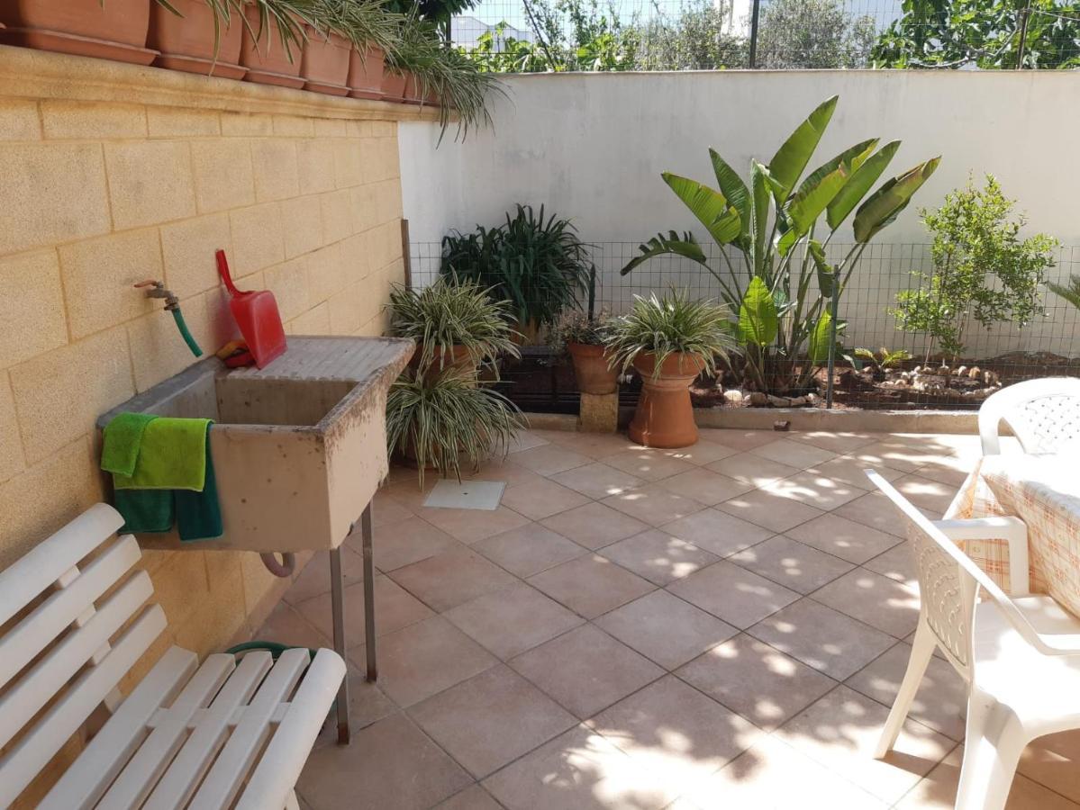 Casa Vacanza Rita Marina Di Pescoluse Luaran gambar