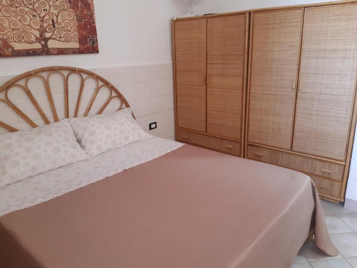 Casa Vacanza Rita Marina Di Pescoluse Luaran gambar