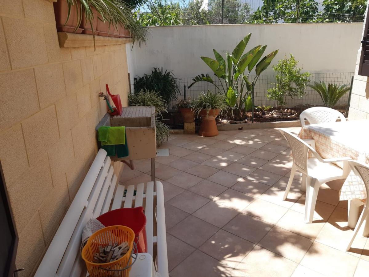Casa Vacanza Rita Marina Di Pescoluse Luaran gambar