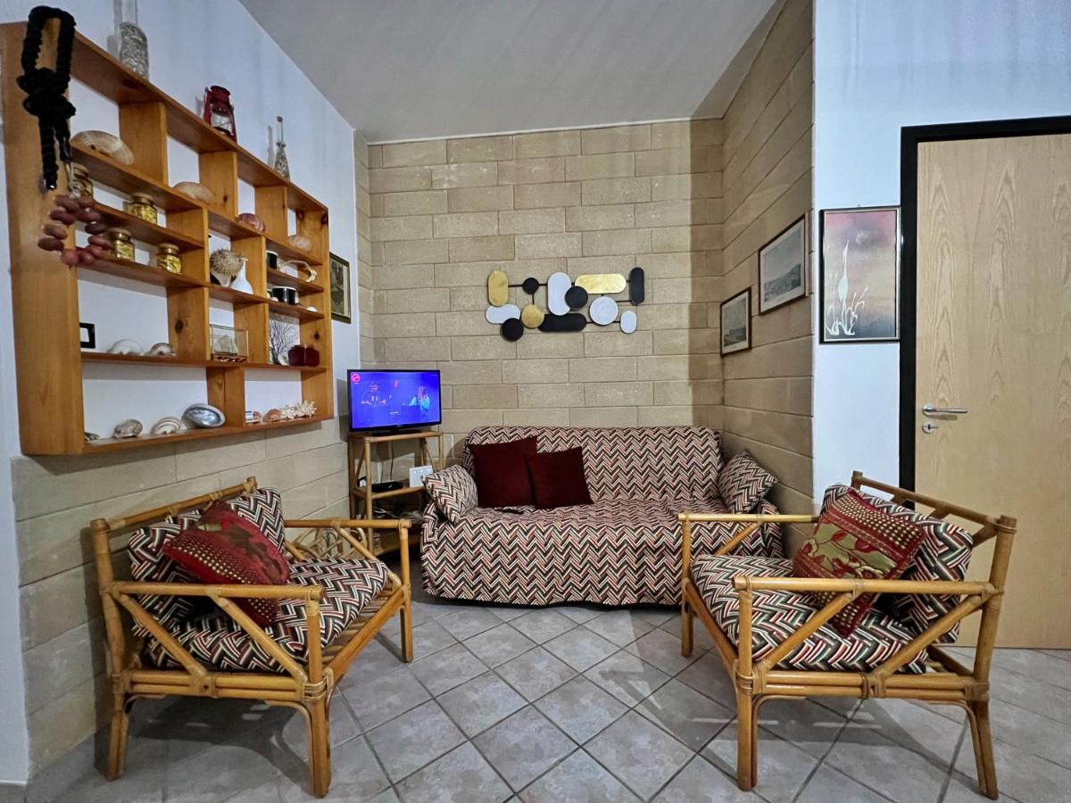Casa Vacanza Rita Marina Di Pescoluse Luaran gambar